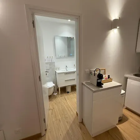 Apartment Tres Grand Neuf 50 M Du Port Lovely Charrons 2 *